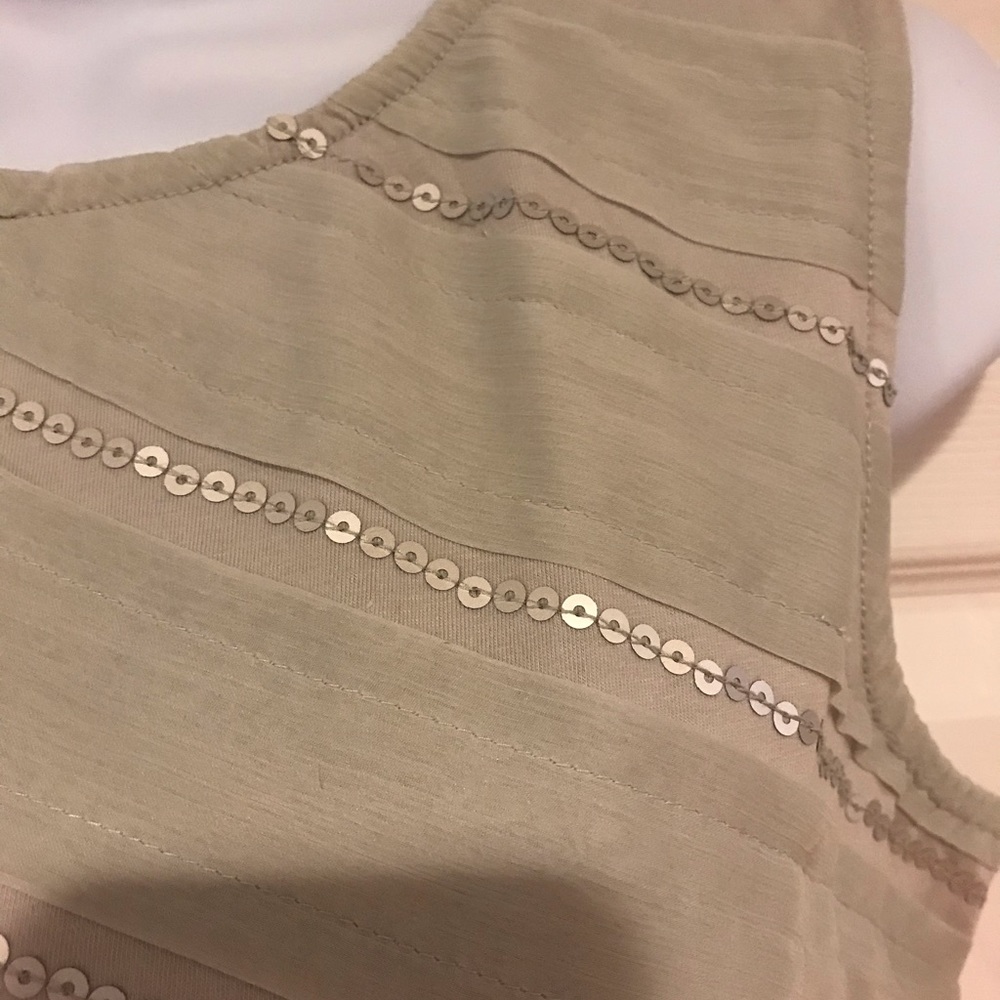 Ann Taylor Embellished Tank - Picture 3 of 5